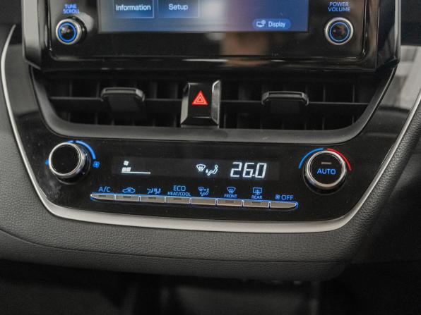 Toyota Corolla XII (E210) с пробегом 2019 года, цена 1 697 000 рублей, 107821 км, универсал, Автокод Объявления