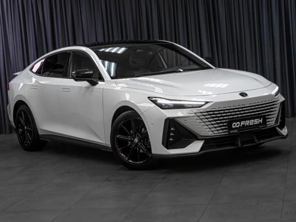 Changan UNI-V I с пробегом 2023 года, цена 2 099 000 рублей, 82914 км, лифтбек, Автокод Объявления