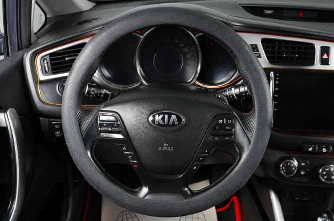 Kia Ceed II с пробегом 2012 года, цена 1 259 000 рублей, 229004 км, универсал, Автокод Объявления