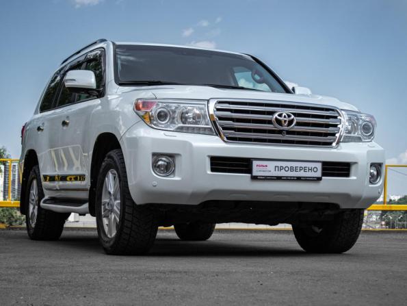 Toyota Land Cruiser 200 Series Рестайлинг 1 с пробегом 2015 года, цена 4 798 000 рублей, 166032 км, внедорожник, Автокод Объявления