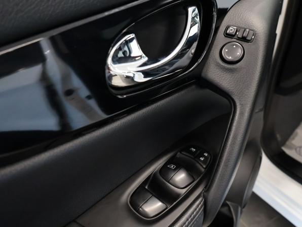 Nissan Qashqai II с пробегом 2016 года, цена 1 580 000 рублей, 125710 км, внедорожник, Автокод Объявления
