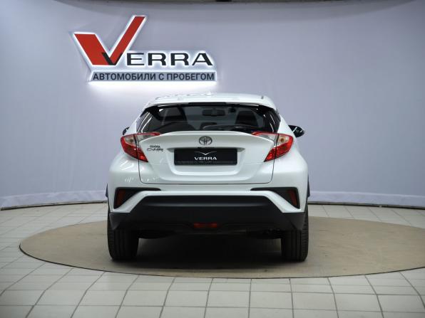 Toyota C-HR I Рестайлинг с пробегом 2019 года, цена 2 550 000 рублей, 65638 км, внедорожник, Автокод Объявления