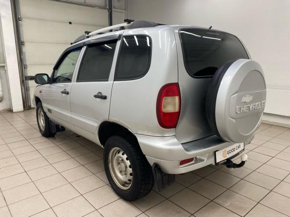 Chevrolet Niva I с пробегом 2007 года, цена 350 000 рублей, 141137 км, внедорожник, Автокод Объявления