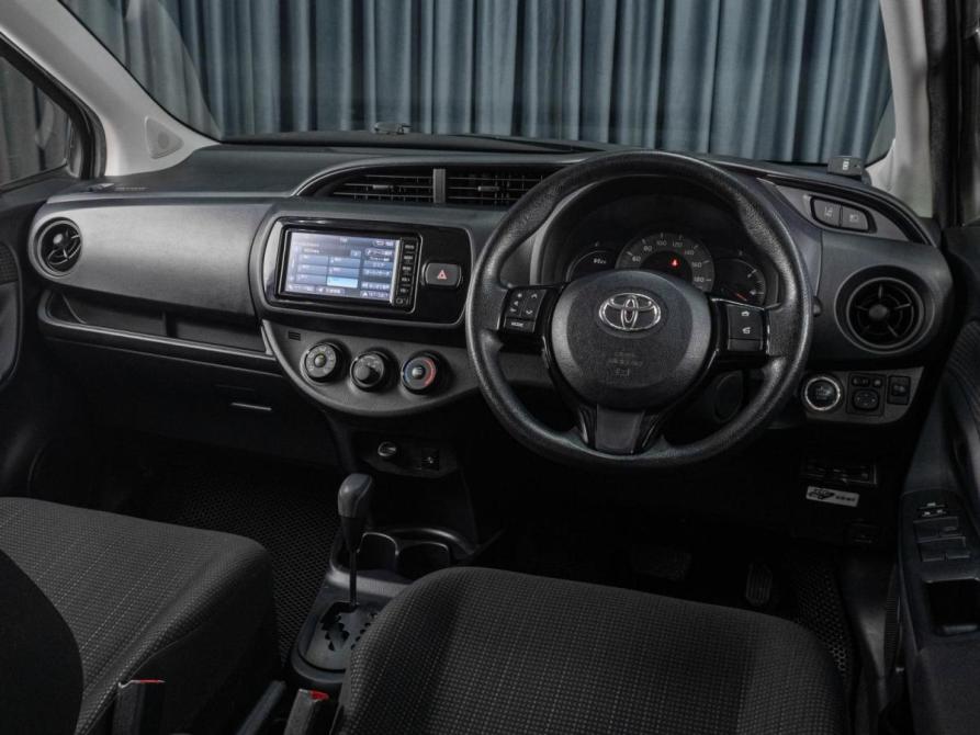 Toyota Vitz III (XP130) Рестайлинг 2 Тюмень  - изображение 6