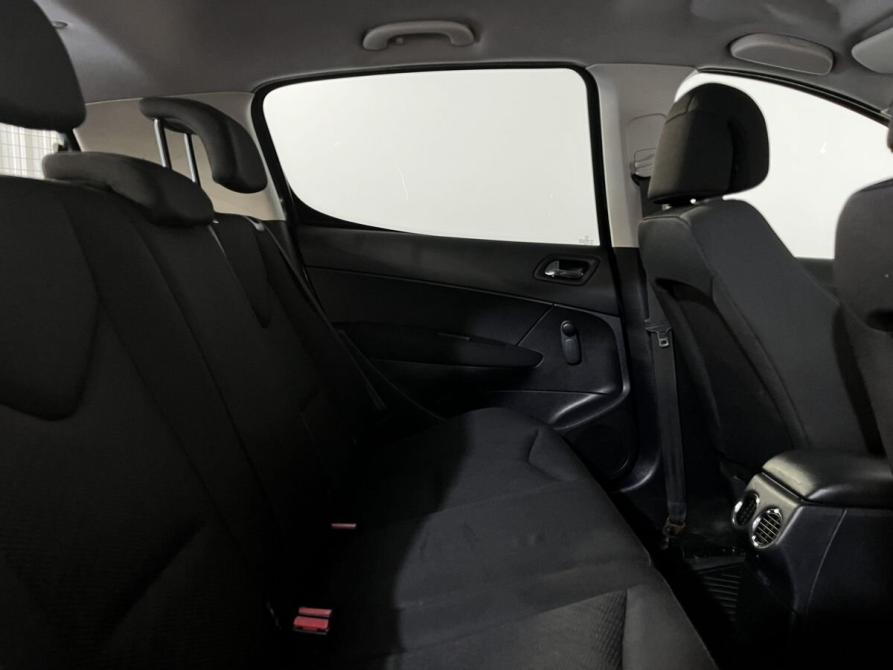 Peugeot 308 I Великий Новгород  - изображение 11