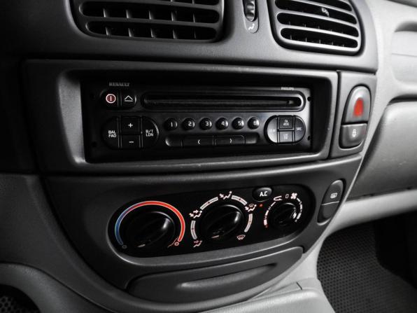 Renault Scenic I Рестайлинг с пробегом 1999 года, цена 299 000 рублей, 276968 км, компактвэн, Автокод Объявления