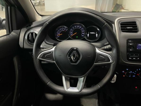 Renault Logan II Рестайлинг с пробегом 2020 года, цена 1 174 000 рублей, 44799 км, седан, Автокод Объявления