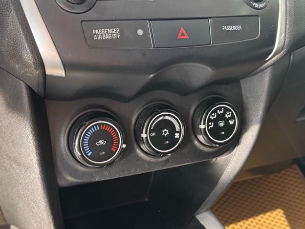 Mitsubishi ASX I с пробегом 2012 года, цена 887 000 рублей, 242771 км, внедорожник, Автокод Объявления