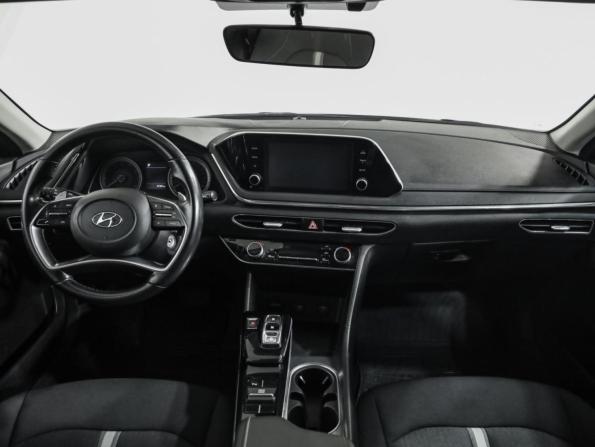 Hyundai Sonata VIII (DN8) с пробегом 2021 года, цена 2 299 000 рублей, 57380 км, седан, Автокод Объявления