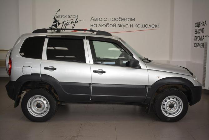 Chevrolet Niva I Рестайлинг с пробегом 2020 года, цена 867 000 рублей, 77000 км, внедорожник, Автокод Объявления