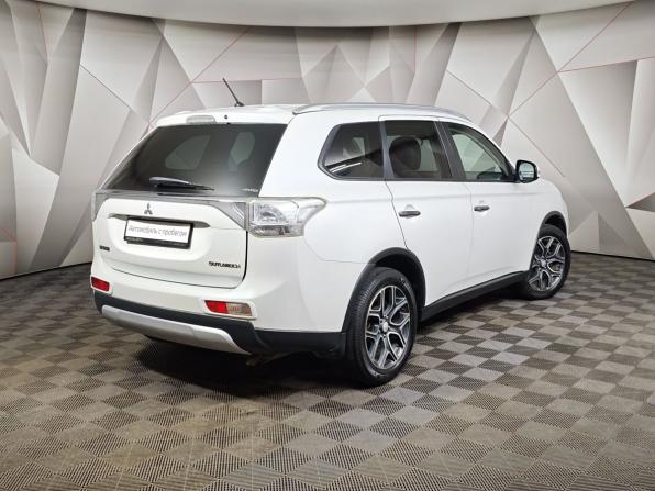 Mitsubishi Outlander III Рестайлинг с пробегом 2014 года, цена 1 543 000 рублей, 129278 км, внедорожник, Автокод Объявления