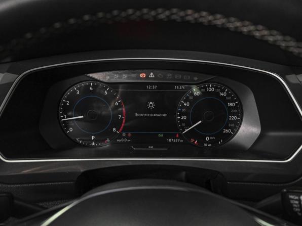 Volkswagen Tiguan II с пробегом 2018 года, цена 2 548 000 рублей, 107537 км, внедорожник, Автокод Объявления
