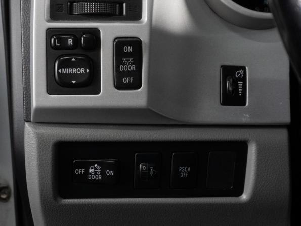 Toyota Tundra II с пробегом 2010 года, цена 3 950 000 рублей, 285688 км, offers.body_type.unknown, Автокод Объявления