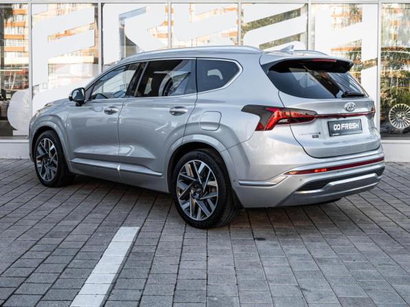 Hyundai Santa Fe IV Рестайлинг с пробегом 2021 года, цена 3 696 000 рублей, 89651 км, внедорожник, Автокод Объявления