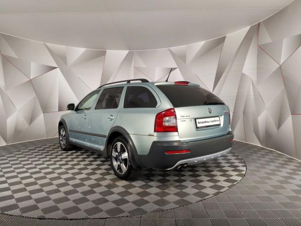 Skoda Octavia II (A5) Рестайлинг с пробегом 2011 года, цена 975 000 рублей, 167753 км, универсал, Автокод Объявления