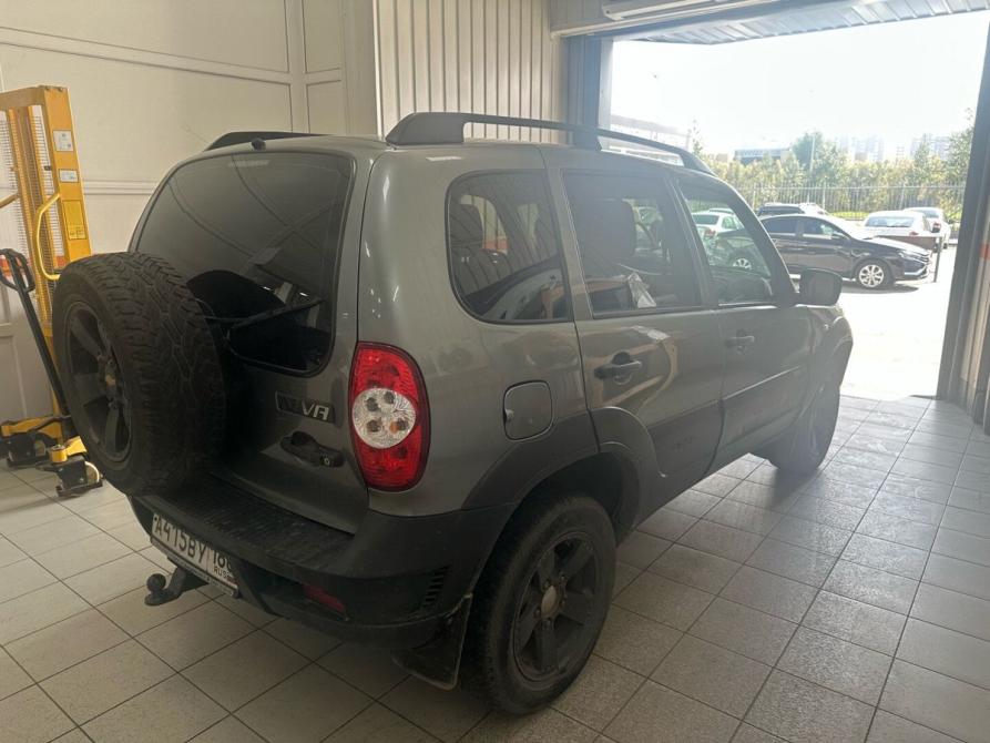 Chevrolet Niva I Рестайлинг Сургут  - изображение 6