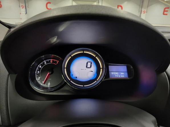 Renault Fluence I Рестайлинг с пробегом 2013 года, цена 725 000 рублей, 191241 км, седан, Автокод Объявления