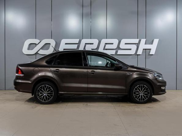 Volkswagen Polo V Рестайлинг с пробегом 2018 года, цена 1 249 000 рублей, 93801 км, седан, Автокод Объявления