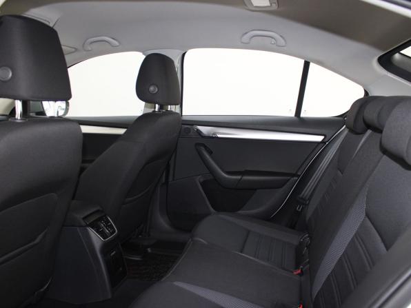 Skoda Octavia III (A7) Рестайлинг с пробегом 2020 года, цена 1 999 900 рублей, 122543 км, лифтбек, Автокод Объявления