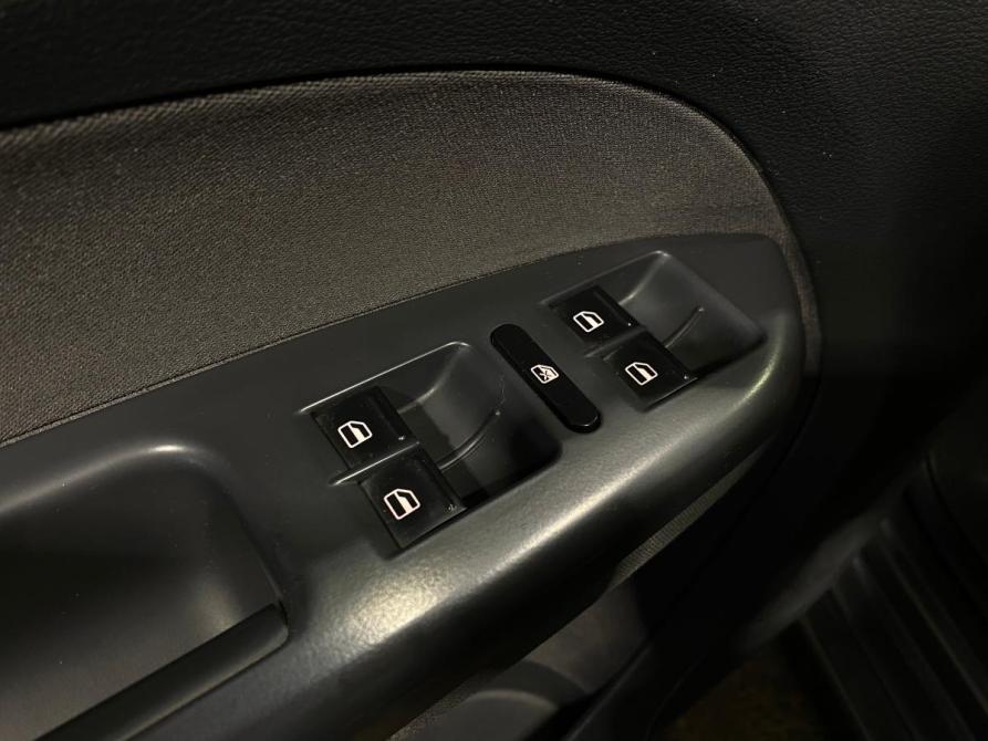 Volkswagen Touran I Рестайлинг 2 Челябинск  - изображение 14