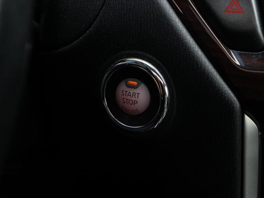 Nissan Pathfinder IV Москва  - изображение 27
