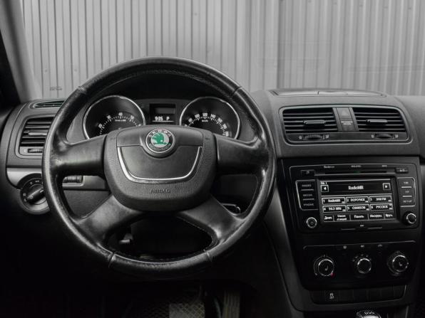 Skoda Yeti I с пробегом 2013 года, цена 800 000 рублей, 192246 км, внедорожник, Автокод Объявления