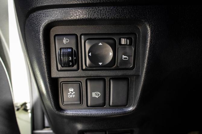 Nissan Juke I с пробегом 2011 года, цена 799 000 рублей, 161124 км, внедорожник, Автокод Объявления