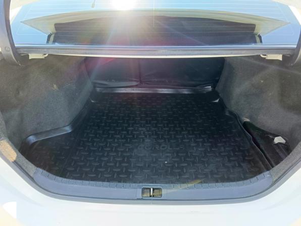 Toyota Corolla XI (E160 E170 E180) с пробегом 2013 года, цена 1 050 000 рублей, 231372 км, седан, Автокод Объявления