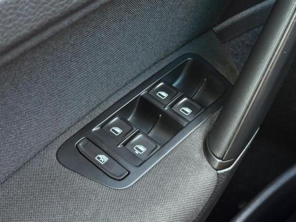 Volkswagen Golf VII с пробегом 2014 года, цена 1 099 000 рублей, 108019 км, хэтчбек, Автокод Объявления