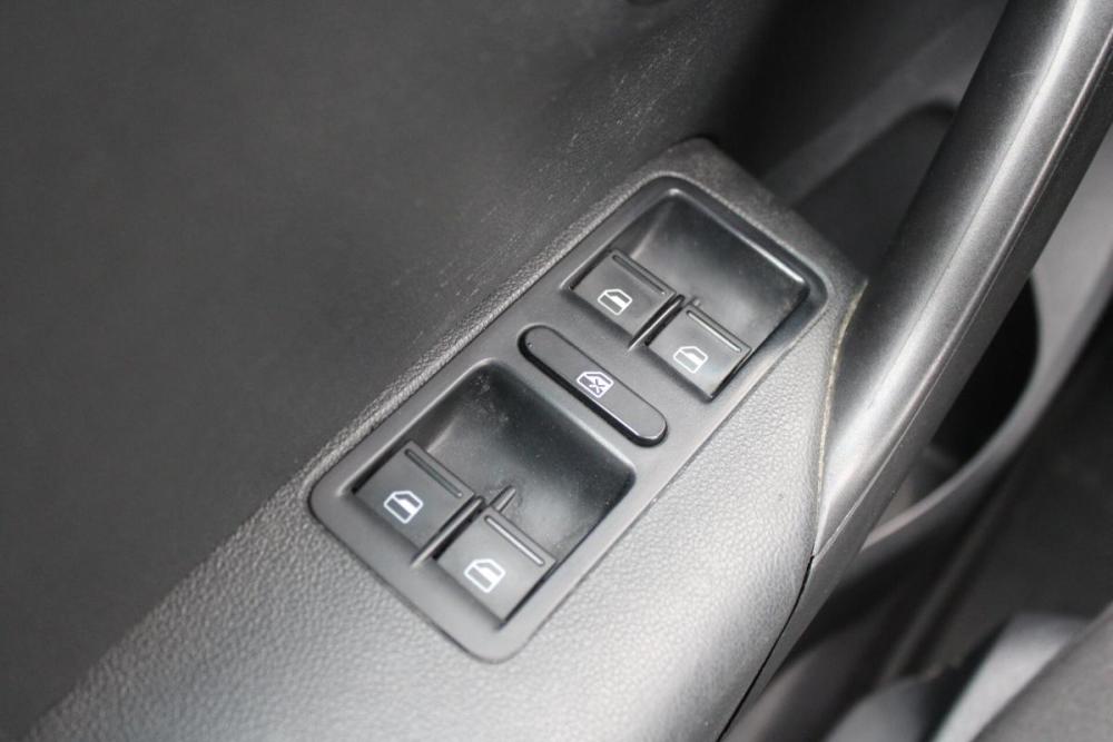 Volkswagen Polo V Рестайлинг Пермь  - изображение 15