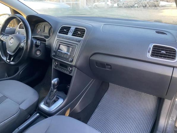 Volkswagen Polo V Рестайлинг с пробегом 2016 года, цена 890 000 рублей, 150700 км, седан, Автокод Объявления