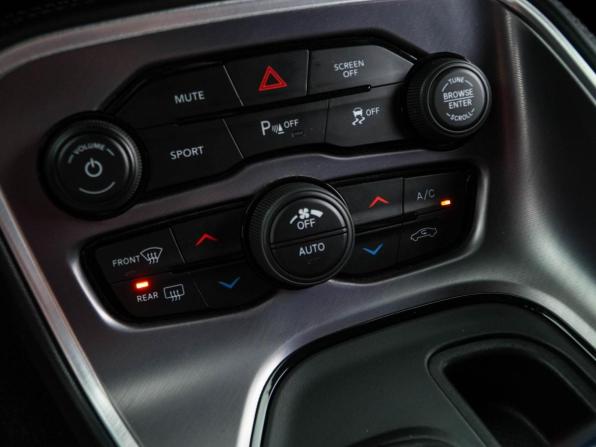 Dodge Challenger III Рестайлинг 2 с пробегом 2021 года, цена 5 985 900 рублей, 46105 км, купе, Автокод Объявления