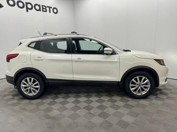 Nissan Rogue Sport I с пробегом 2017 года, цена 2 070 000 рублей, 26582 км, внедорожник, Автокод Объявления