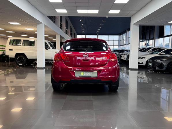 Opel Astra J с пробегом 2011 года, цена 745 000 рублей, 159149 км, хэтчбек, Автокод Объявления