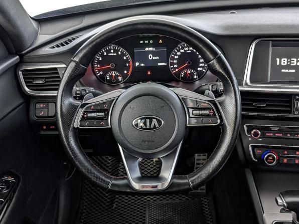 Kia Optima IV Рестайлинг с пробегом 2018 года, цена 2 350 000 рублей, 88324 км, седан, Автокод Объявления