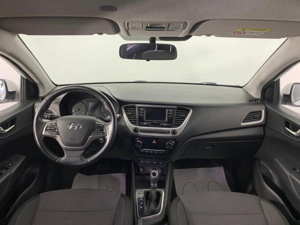 Hyundai Solaris II с пробегом 2017 года, цена 1 128 600 рублей, 171166 км, седан, Автокод Объявления