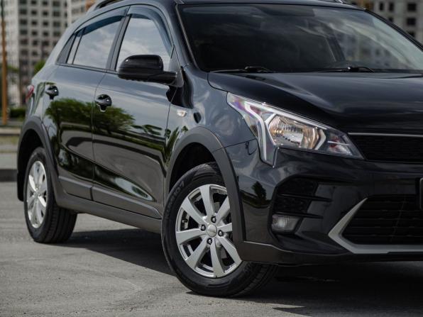 Kia Rio IV Рестайлинг с пробегом 2021 года, цена 1 845 000 рублей, 71000 км, хэтчбек, Автокод Объявления