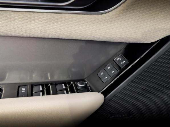 Land Rover Range Rover Velar I с пробегом 2020 года, цена 3 900 000 рублей, 124291 км, внедорожник, Автокод Объявления
