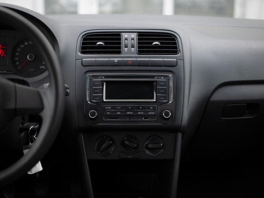 Volkswagen Polo V Курган  - изображение 18