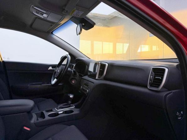 Kia Sportage IV Рестайлинг с пробегом 2021 года, цена 2 349 000 рублей, 75479 км, внедорожник, Автокод Объявления