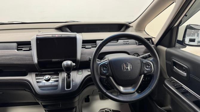 Honda Freed II с пробегом 2019 года, цена 1 610 000 рублей, 40112 км, компактвэн, Автокод Объявления