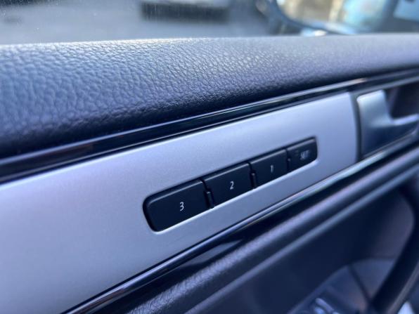 Volkswagen Touareg II с пробегом 2013 года, цена 1 849 000 рублей, 240000 км, внедорожник, Автокод Объявления