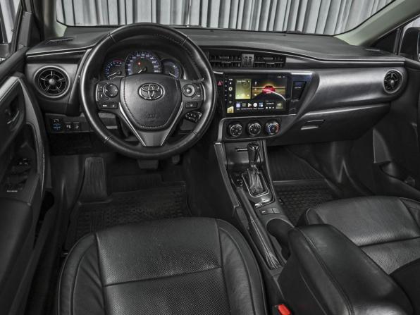 Toyota Corolla XI (E160 E170 E180) Рестайлинг 1 с пробегом 2017 года, цена 1 448 000 рублей, 124000 км, седан, Автокод Объявления