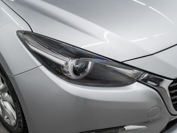 Mazda Axela III Рестайлинг с пробегом 2017 года, цена 1 100 000 рублей, 175166 км, хэтчбек, Автокод Объявления