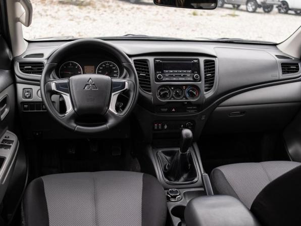 Mitsubishi L200 V с пробегом 2017 года, цена 1 899 000 рублей, 178394 км, offers.body_type.unknown, Автокод Объявления