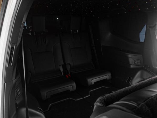 Toyota Land Cruiser 300 Series с пробегом 2023 года, цена 12 305 000 рублей, 72716 км, внедорожник, Автокод Объявления