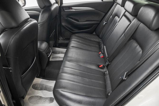 Mazda 6 III (GJ) Рестайлинг 2 с пробегом 2021 года, цена 1 999 000 рублей, 282000 км, седан, Автокод Объявления