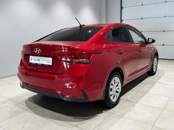 Hyundai Solaris II с пробегом 2017 года, цена 1 299 409 рублей, 72654 км, седан, Автокод Объявления