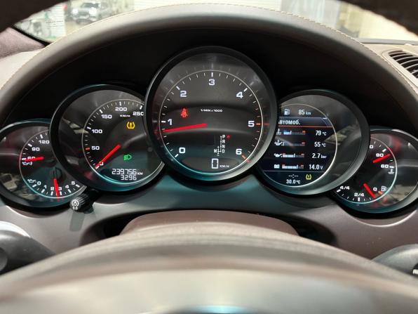 Porsche Cayenne II (958) с пробегом 2011 года, цена 2 379 000 рублей, 239700 км, внедорожник, Автокод Объявления