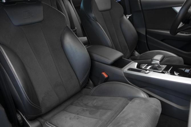 Audi A4 V (B9) Рестайлинг с пробегом 2021 года, цена 3 997 000 рублей, 71446 км, седан, Автокод Объявления